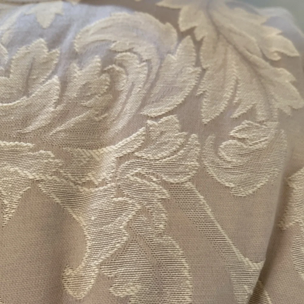 NWT toscana woven jacquard queen comforter set